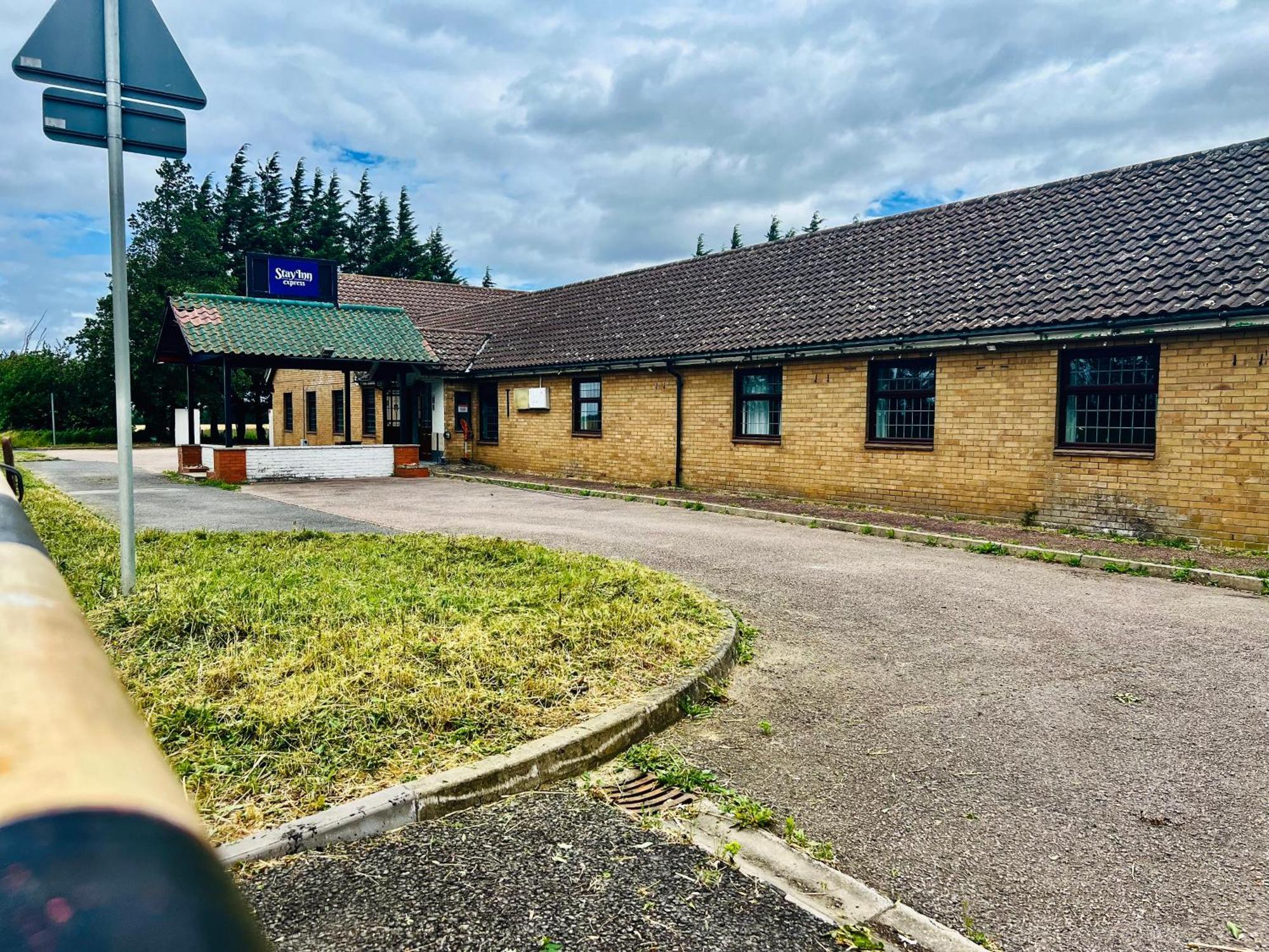 Oyo Stay Inn Express, Cambridge Papworth Everard Εξωτερικό φωτογραφία