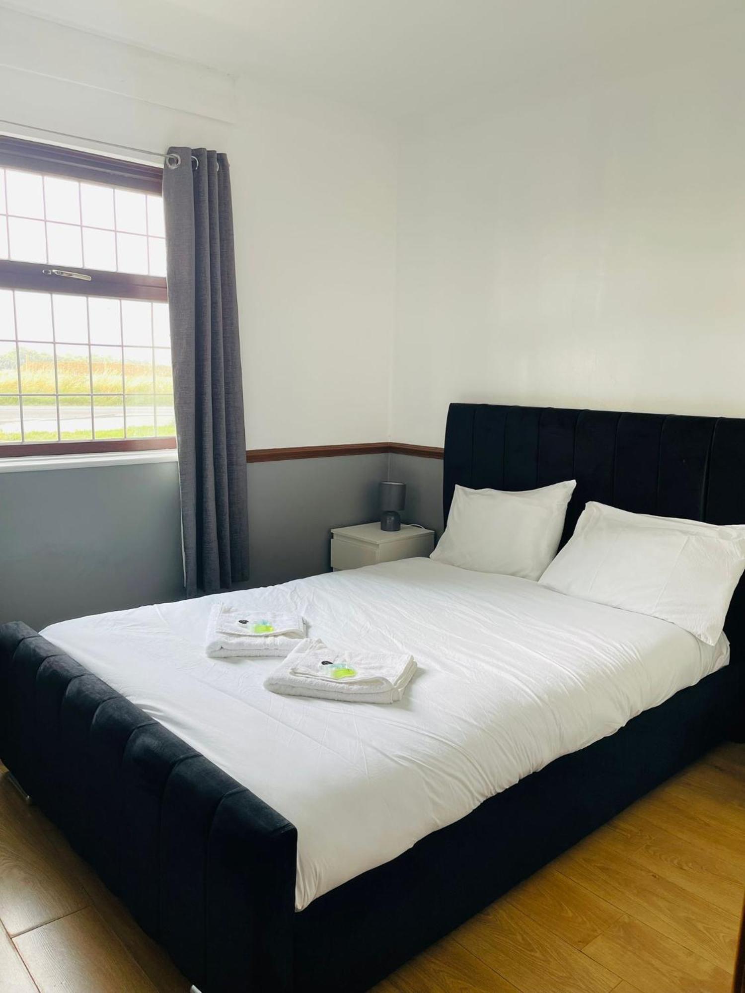Oyo Stay Inn Express, Cambridge Papworth Everard Εξωτερικό φωτογραφία