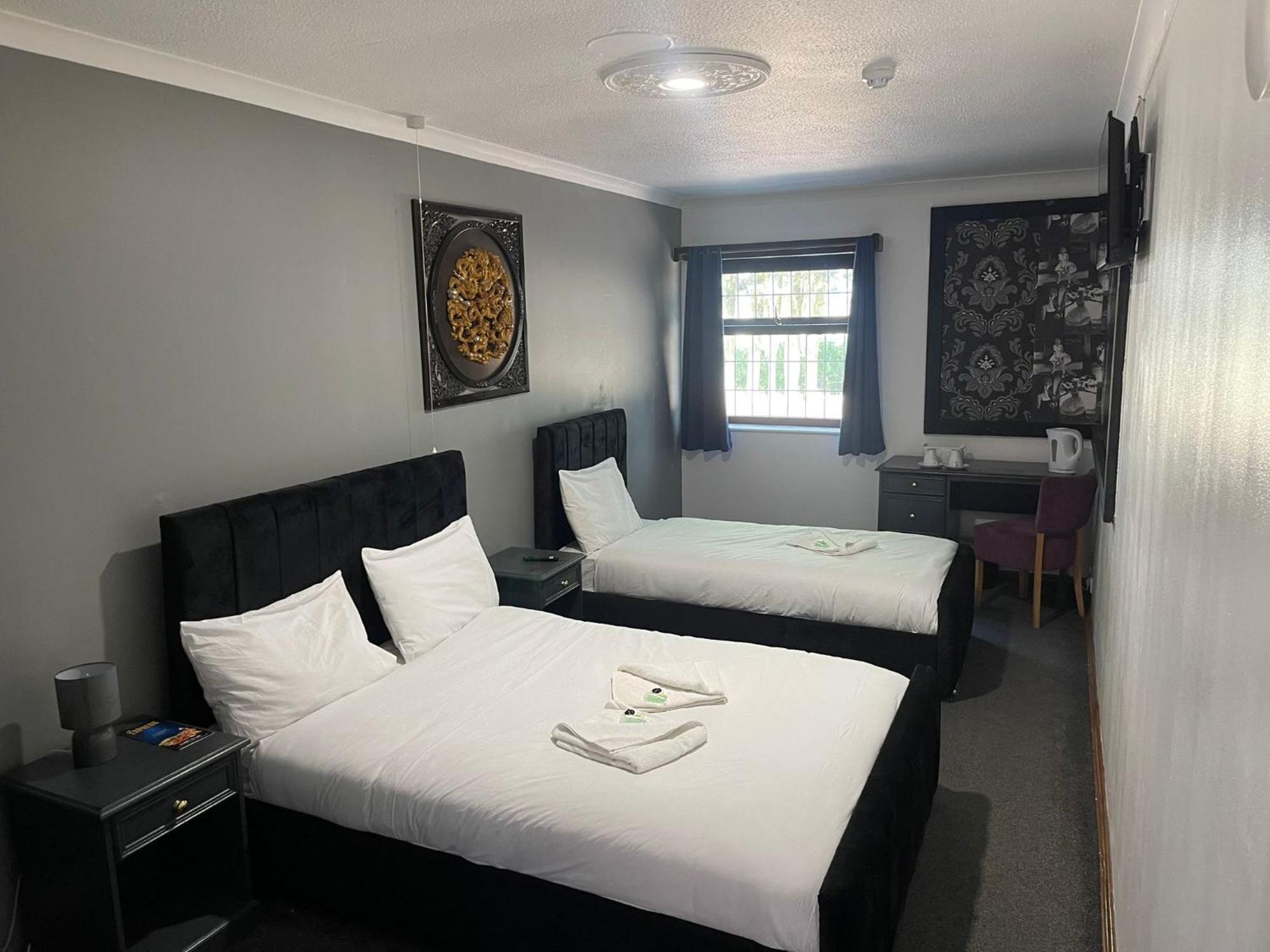 Oyo Stay Inn Express, Cambridge Papworth Everard Εξωτερικό φωτογραφία