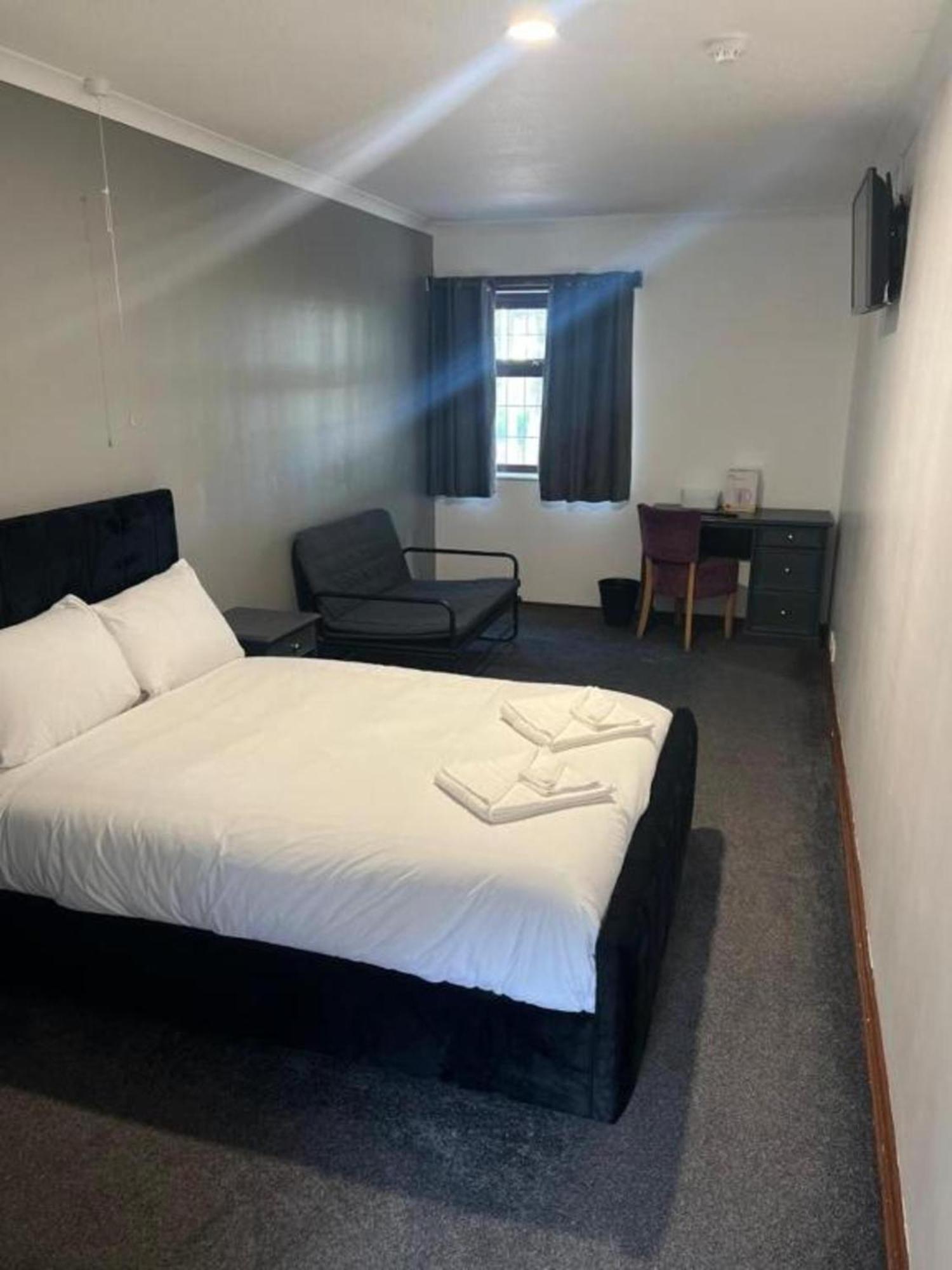 Oyo Stay Inn Express, Cambridge Papworth Everard Εξωτερικό φωτογραφία