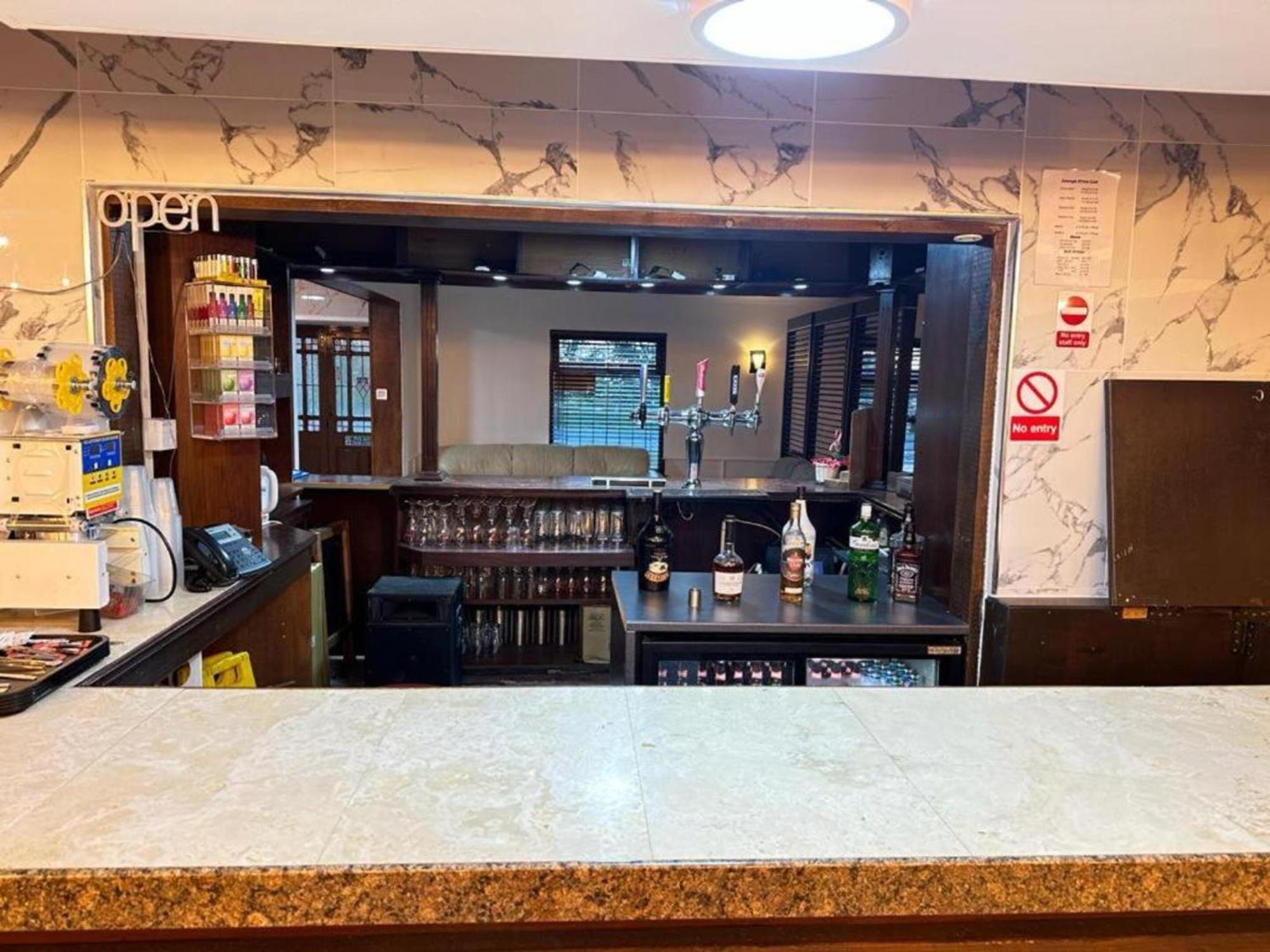 Oyo Stay Inn Express, Cambridge Papworth Everard Εξωτερικό φωτογραφία